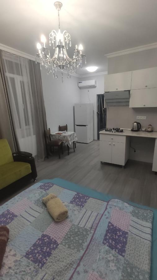Home Apartments Batumi Eksteriør billede